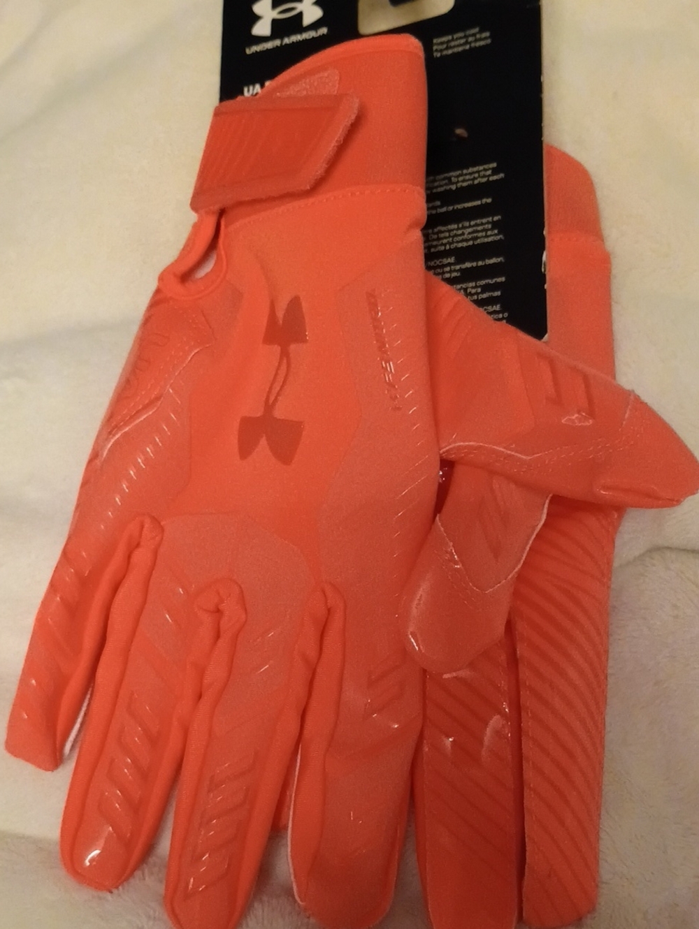 Under Armour Men’s Gloves - Orange